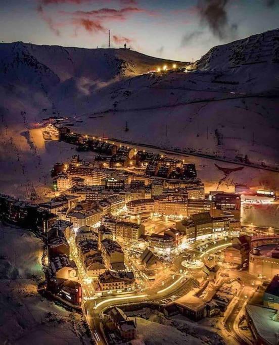 Estudio Pas De La Casa Pie De Pista-Vistas-Wiffi-Netfli Hut 7353 Dış mekan fotoğraf